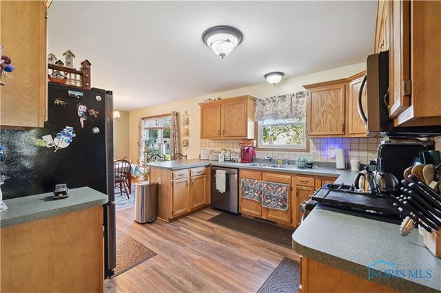 1976 Allendale Drive, Toledo, OH 43611