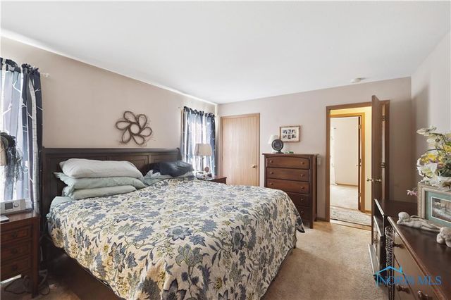 1976 Allendale Drive, Toledo, OH 43611