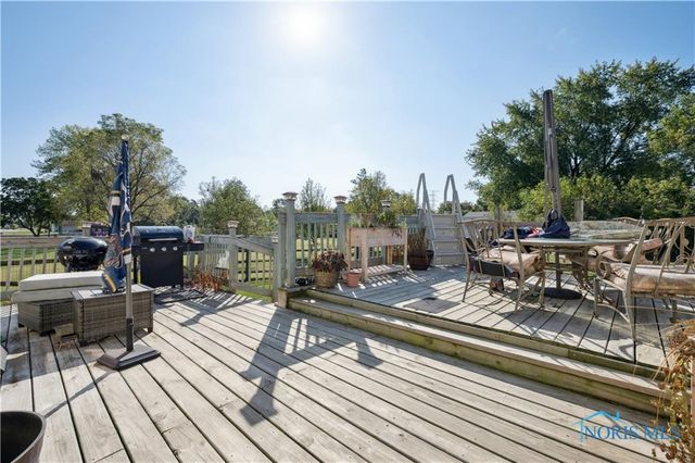 1976 Allendale Drive, Toledo, OH 43611