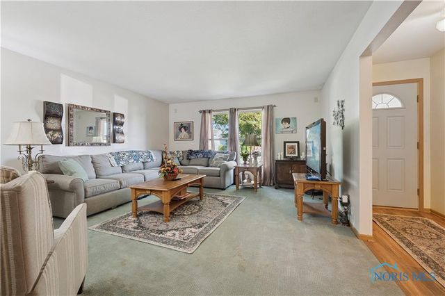 1976 Allendale Drive, Toledo, OH 43611