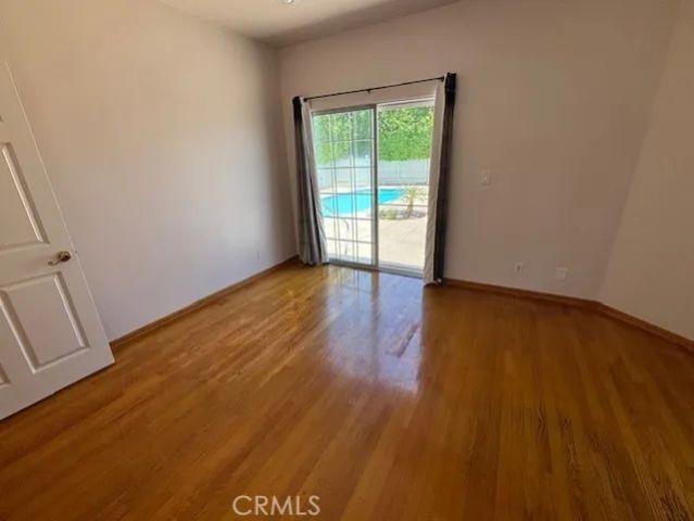 320 N Laurel Avenue, Los Angeles, CA 90048