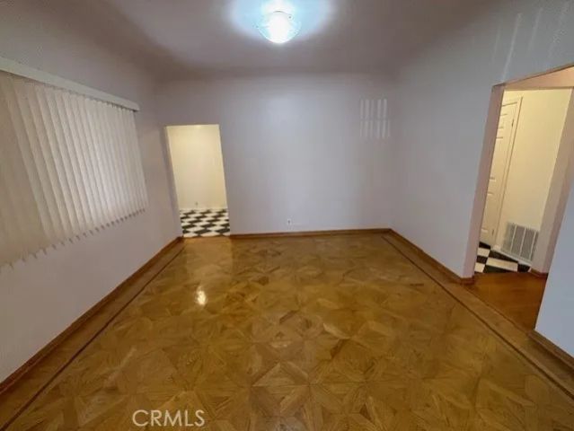 320 N Laurel Avenue, Los Angeles, CA 90048