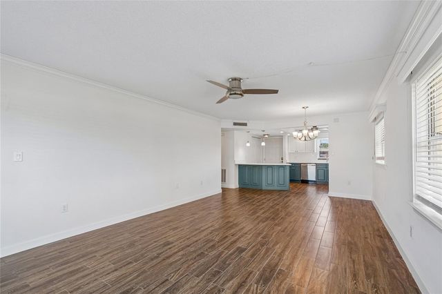 4575 COVE CIRCLE 101, St Petersburg, FL 33708