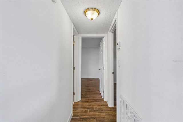4575 COVE CIRCLE 101, St Petersburg, FL 33708