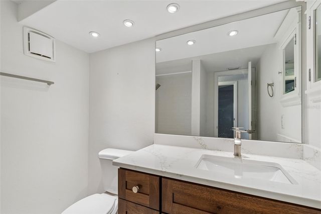 4575 COVE CIRCLE 101, St Petersburg, FL 33708