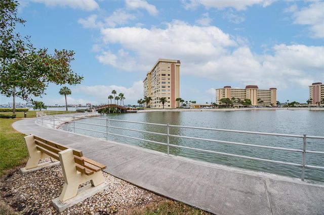 4575 COVE CIRCLE 101, St Petersburg, FL 33708