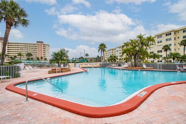 4575 COVE CIRCLE 101, St Petersburg, FL 33708