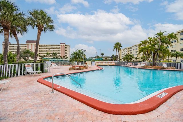4575 COVE CIRCLE 101, St Petersburg, FL 33708