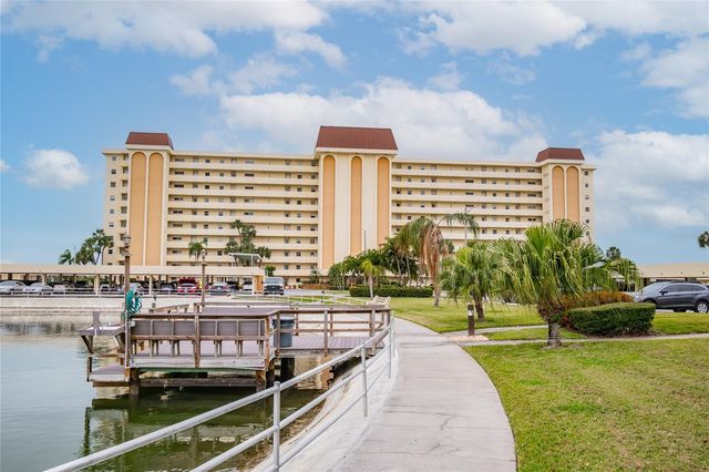 4575 COVE CIRCLE 101, St Petersburg, FL 33708