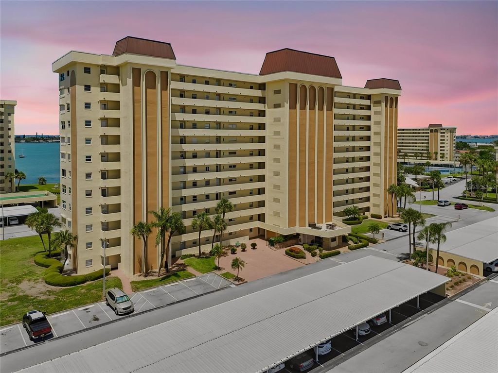 4575 COVE CIRCLE 101, St Petersburg, FL 33708