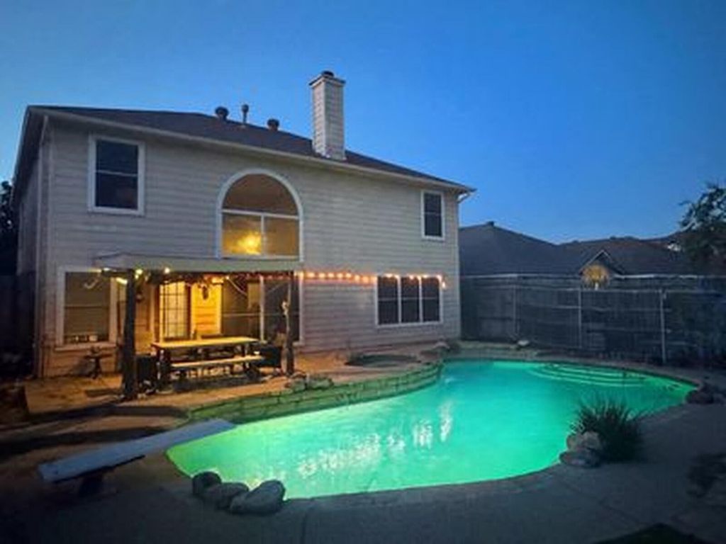 1149 Highland Station Drive, Saginaw, TX 76131 — exterior