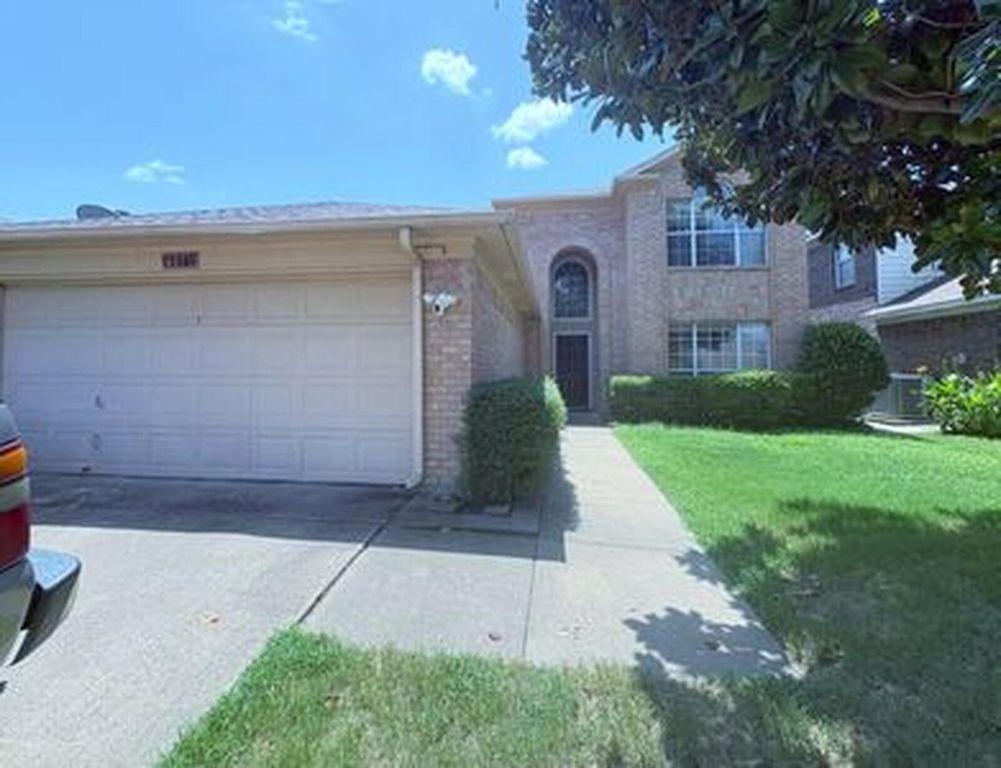 1149 Highland Station Drive, Saginaw, TX 76131 — photo 3