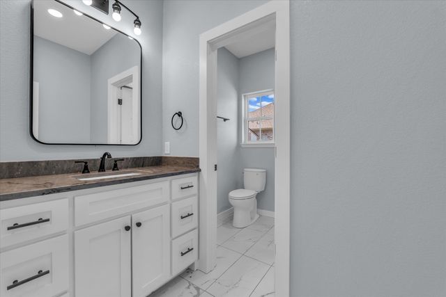 308 Crye Circle, Robinson, TX 76706