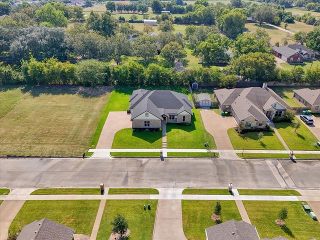 308 Crye Circle, Robinson, TX 76706