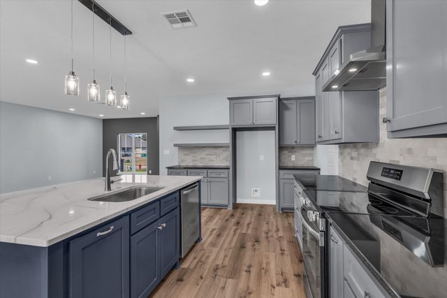 308 Crye Circle, Robinson, TX 76706