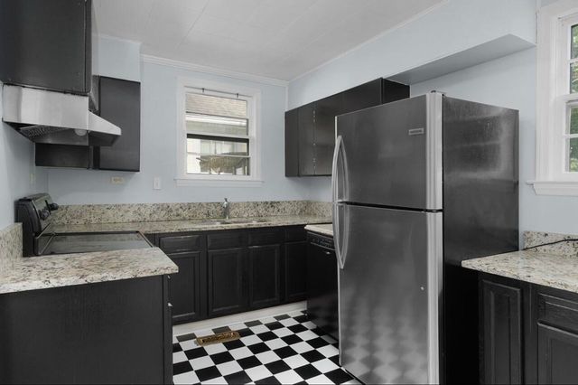 423 Money Tree Lane, Chattanooga, TN 37405