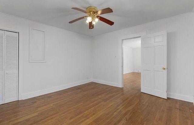 423 Money Tree Lane, Chattanooga, TN 37405