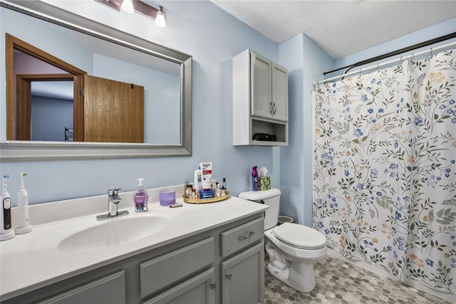 624 Kimberlite Street, Tiffin, IA 52340