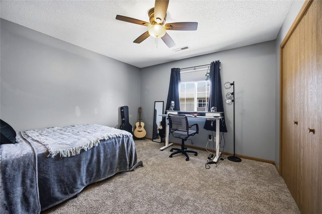 624 Kimberlite Street, Tiffin, IA 52340