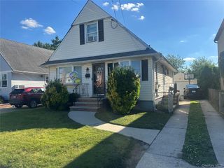 573 Lakeville Road, New Hyde Park, NY 11040