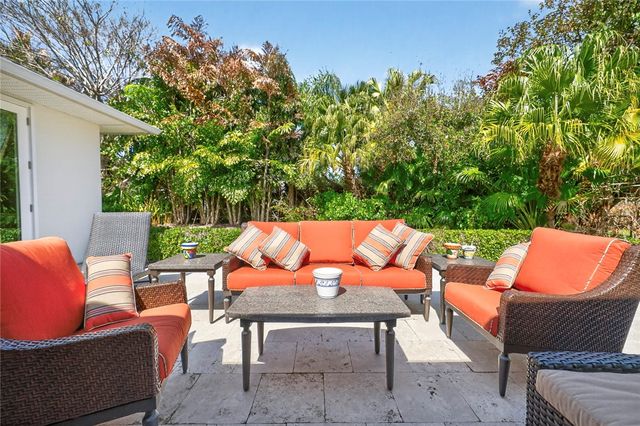 2130 Oyster Bay Drive, Vero Beach, FL 32963