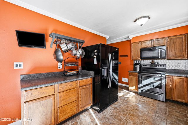 7405 Beechdale Rd, Crestwood, KY 40014