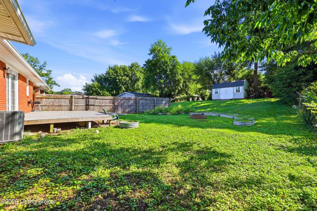 7405 Beechdale Rd, Crestwood, KY 40014