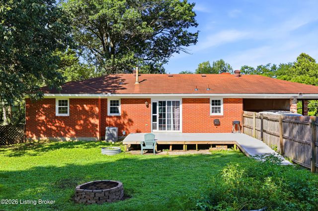 7405 Beechdale Rd, Crestwood, KY 40014