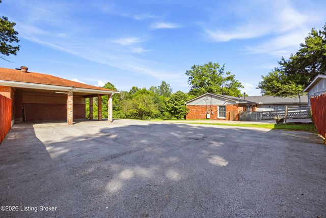 7405 Beechdale Rd, Crestwood, KY 40014