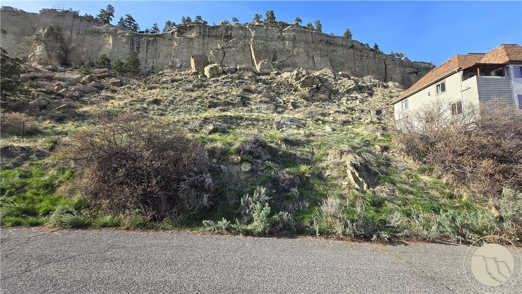 3945 LAREDO PL, Billings, MT 59102