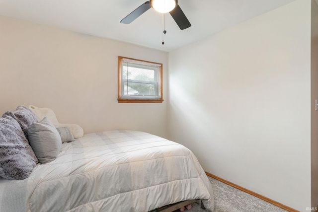 54525 28th Street, South Bend, IN 46635