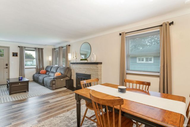54525 28th Street, South Bend, IN 46635