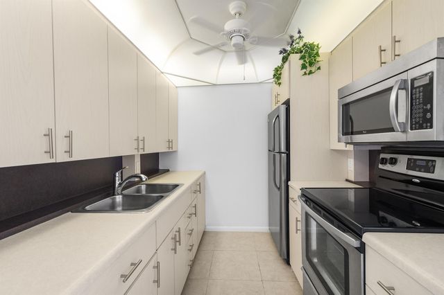 3089 Cornwall E, Boca Raton, FL 33434