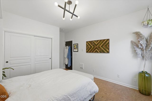 1236 NW Mount Washington Drive, Bend, OR 97703