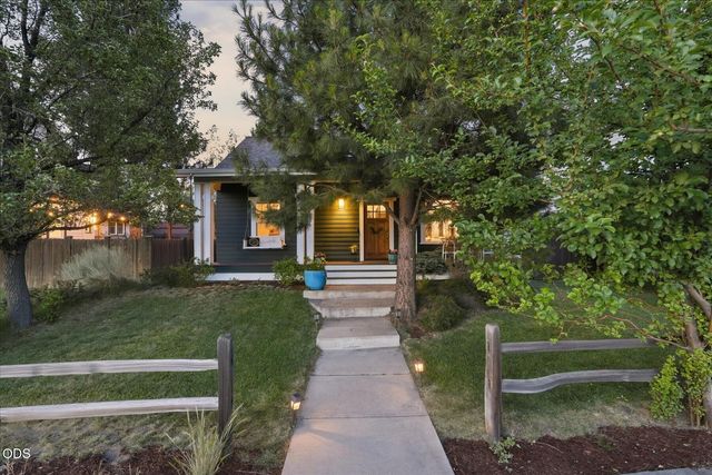 1236 NW Mount Washington Drive, Bend, OR 97703