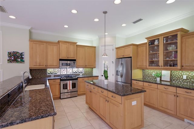 7519 MIZNER RESERVE COURT, Lakewood Ranch, FL 34202