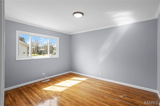 3580 Greenway Chase Drive, Florissant, MO 63031