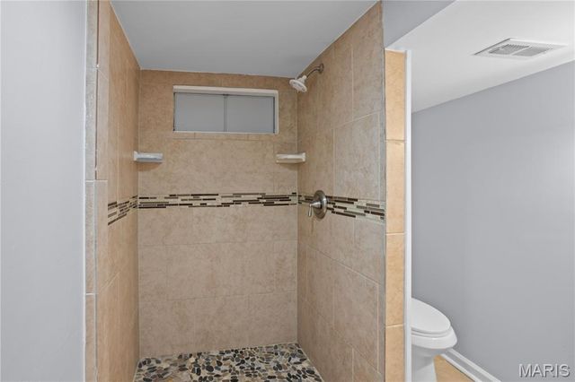 3580 Greenway Chase Drive, Florissant, MO 63031