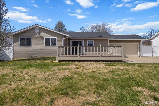 3580 Greenway Chase Drive, Florissant, MO 63031