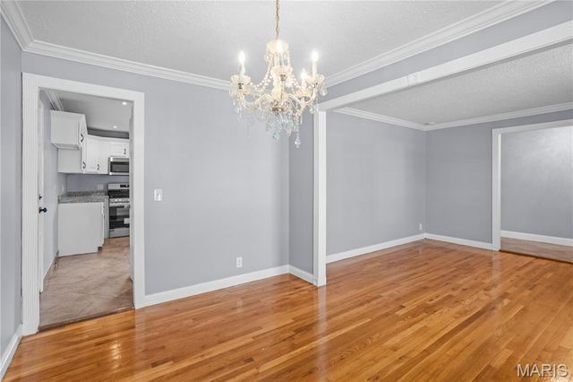 3580 Greenway Chase Drive, Florissant, MO 63031