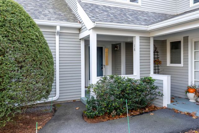 16 Laurel Court, Nashua, NH 03062