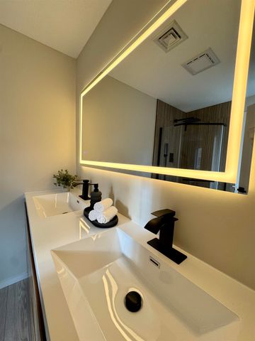 16 Laurel Court, Nashua, NH 03062