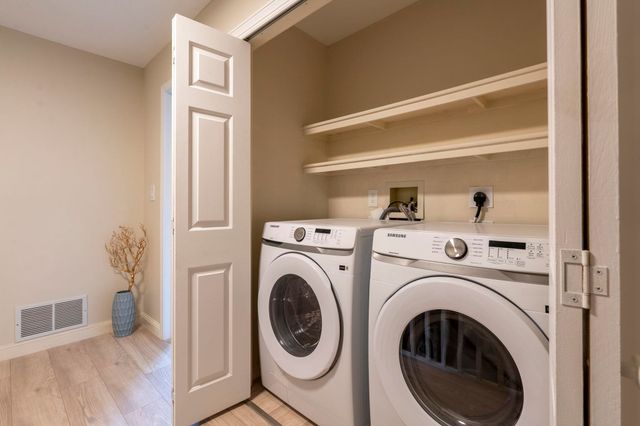 16 Laurel Court, Nashua, NH 03062