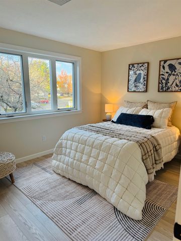 16 Laurel Court, Nashua, NH 03062