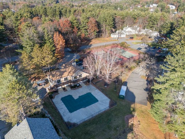 16 Laurel Court, Nashua, NH 03062