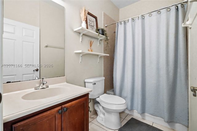 19143 Crystal St 19143, Weston, FL 33332