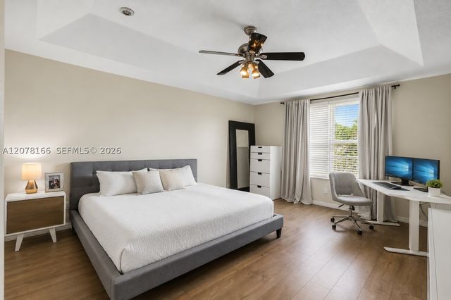 19143 Crystal St 19143, Weston, FL 33332