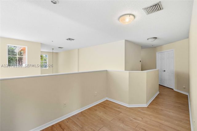 19143 Crystal St 19143, Weston, FL 33332