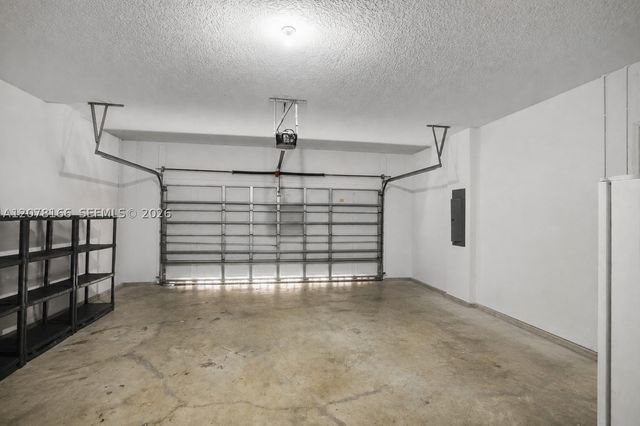 19143 Crystal St 19143, Weston, FL 33332