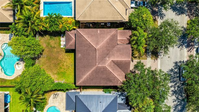 19143 Crystal St 19143, Weston, FL 33332